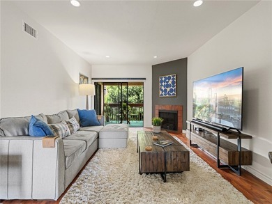 Welcome home to this spacious top-floor 2-bedroom, 2-bath - photo 4