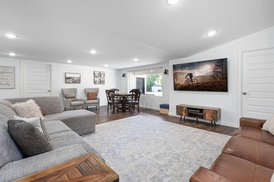 Truly one-of-a-kind lakefront luxury in the heart of downtown - photo 14
