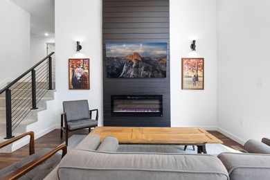 Truly one-of-a-kind lakefront luxury in the heart of downtown - photo 19