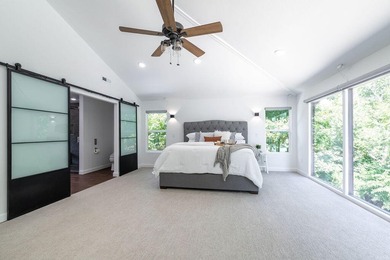 Truly one-of-a-kind lakefront luxury in the heart of downtown - photo 20