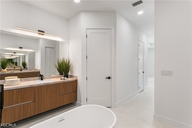 OVERSIZED corner lot NEW CONSTRUCTION CONTEMPORARY home on 0.259 - photo 34
