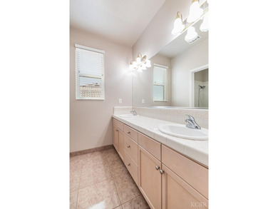 Beautiful home in Quail Lake! Get a $10,000 credit towards your - photo 41
