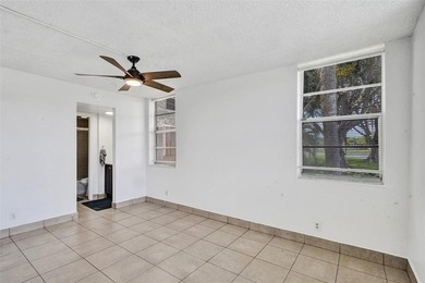 Spacious 2-Bedroom, 2-Bath Condo with Lake Views in Pine Island - photo 8