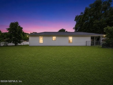 Charming 2-bedroom, 1-bath home in the heart of Jacksonville - photo 2