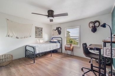 Rare opportunity to own this one-of-a-kind property on over 15 - photo 25