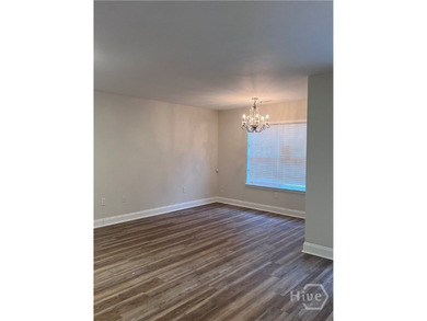 NO HOA!! THIS LOVELY 3 BED 2 BATH HOME WITH EVERYTHING YOU'RE - photo 8