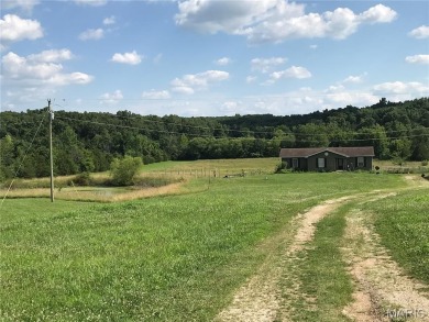Lake Home For Sale in Cuba, Missouri