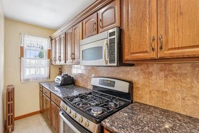 Welcome to this charming Rosedale home offering wonderful space - photo 11