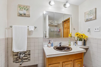 Welcome to this charming Rosedale home offering wonderful space - photo 16