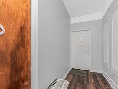 Great opportunity to own a multi-family home in the Bronx! - photo 16