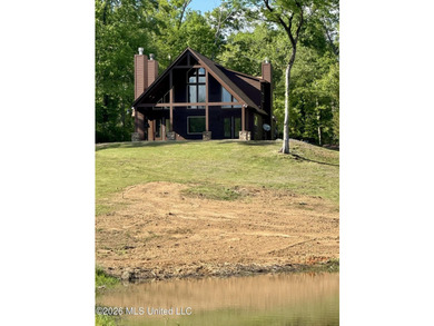 Welcome to your private retreat in the heart of Wilkinson - photo 1