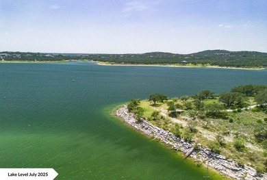 Extraordinary Lake Travis waterfront estate in the Sandy Shores - photo 32