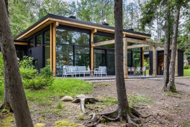 Lake Home For Sale in Sainte-Praxède,