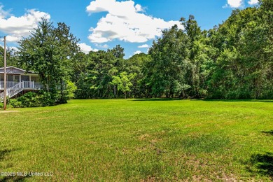 Privacy Galor with 2 Private Lots totaling 1.98 acres in the - photo 12