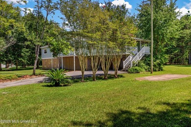 Privacy Galor with 2 Private Lots totaling 1.98 acres in the - photo 13