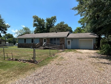 Arkansas River Home For Sale in Ozark Arkansas