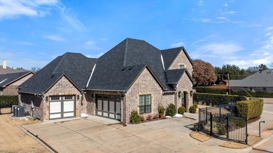 MOTIVATED SELLER - BRING AN OFFER! Gorgeous Private Home in - photo 34