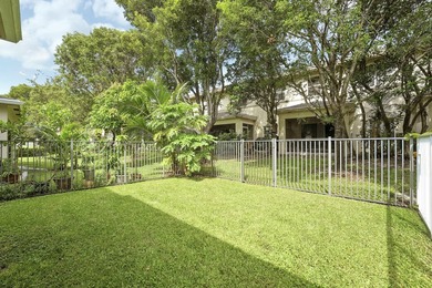 Beautifully renovated 3-bedroom, 2.5-bathroom townhome in the - photo 34