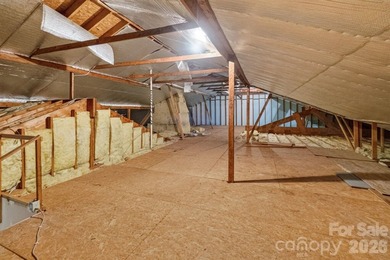 WATERFRONT Ranch with full finished basement! One acre +lot - photo 48