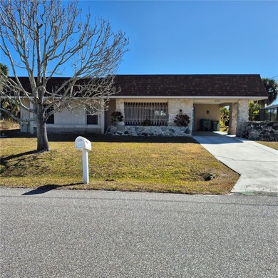 Port Charlotte Waterway Area Home For Sale in Port Charlotte Florida