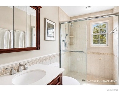 3 Bedroom Sag Harbor Waterfront w/ Dock & Panoramic Bay Views - photo 12
