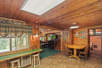 COZY MOUNTAIN COTTAGE NEAR LAKE CASCADE! Year round access on - photo 15