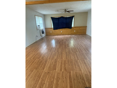 This 2 bed 2 bath home with 1459 sq ft of living space also has - photo 16