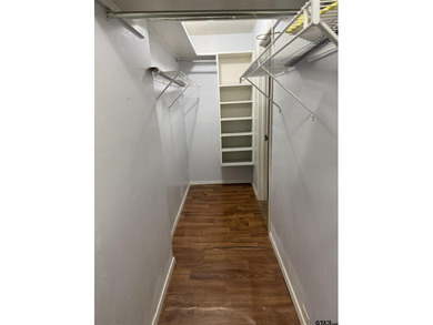 This 2 bed 2 bath home with 1459 sq ft of living space also has - photo 19