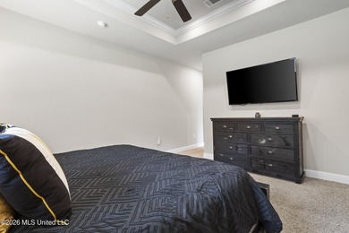 Welcome home to this beautifully maintained 4-bedroom, 3-bath - photo 20