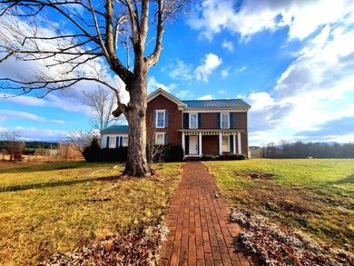 Nolichucky River Home Sale Pending in Greeneville Tennessee