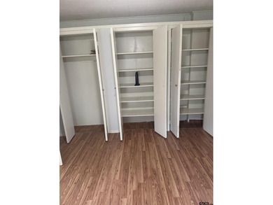 This 2 bed 2 bath home with 1459 sq ft of living space also has - photo 23