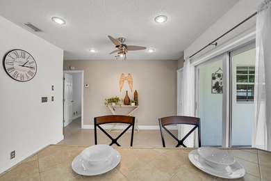 NO HOA! Move in Ready, Freshly painted 3-bedroom, 3-bath home - photo 23