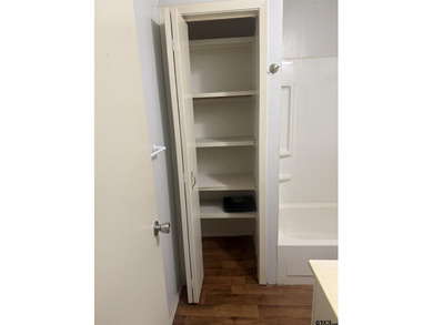 This 2 bed 2 bath home with 1459 sq ft of living space also has - photo 26