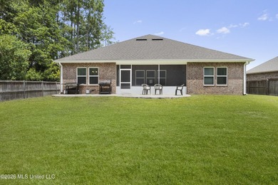 Welcome home to this beautifully maintained 4-bedroom, 3-bath - photo 32