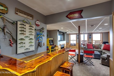 Well-kept deep-water lakefront home on Watts Bar Lake in - photo 39