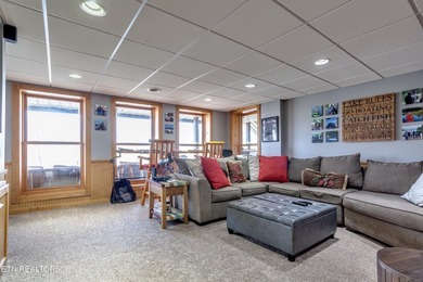 Well-kept deep-water lakefront home on Watts Bar Lake in - photo 41