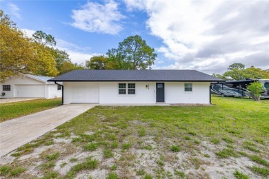 Lake Lizzie Home For Sale in ST Cloud Florida