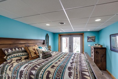 Well-kept deep-water lakefront home on Watts Bar Lake in - photo 44