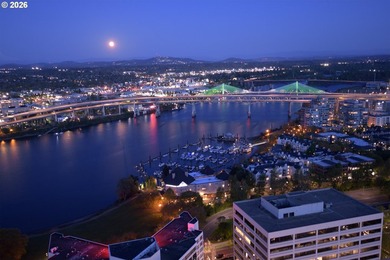 Perched high above the city in Portland's iconic Fountain Plaza - photo 47
