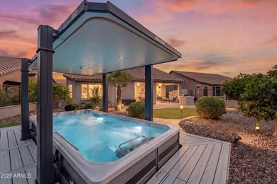 Impeccable private retreat with no neighbors behind! The - photo 1