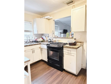 Great opportunity to own a classic Spanish-style home in - photo 7