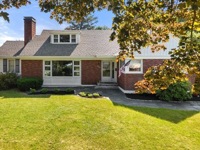Stunning mid-century remodeled home offering five spacious - photo 4