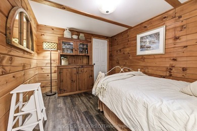 Tucked away at the end of a quiet lane on Centennial Lake, 176 - photo 49