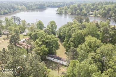 Lake Sinclair Home For Sale in Mildgville Georgia
