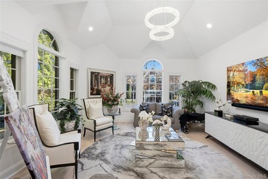 The Chatham at Manhasset - Premier Gated Luxury Living - photo 4