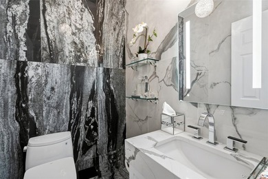The Chatham at Manhasset - Premier Gated Luxury Living - photo 7