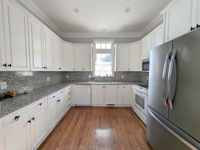 Set within Cottages at the Club, a charming enclave in the - photo 13