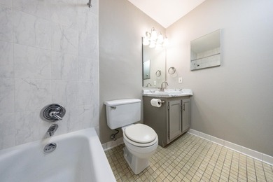 You will fall in love with this beautiful home in a quietly - photo 17