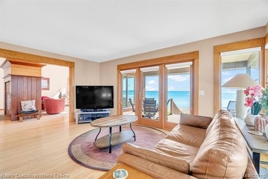 Imagine waking up every morning to sweeping views of Lake Huron - photo 25