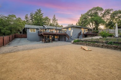 A home made for Santa Cruz living: open, relaxed, flexible, and - photo 5